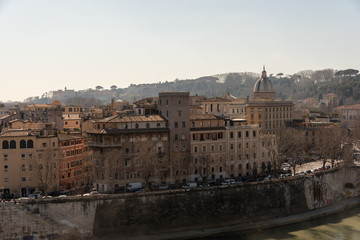 Obraz premium view of the tiber from castel sant'angelo
