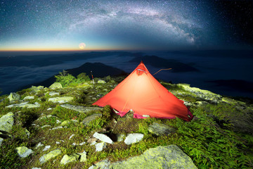 Star Bivouac with Red Tent © panaramka