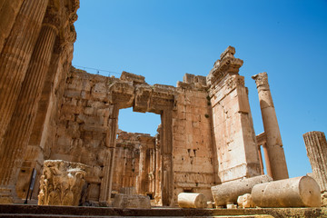 Baalbeck, Lebanon: Ancient Roman Ruins and Columns