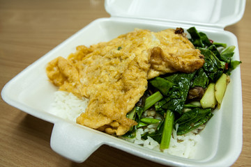 omelette rice and vegetable food
