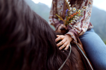 Naklejka premium Horse and Lady