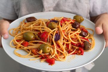 spaghetti with tomato sauce close up
