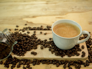  Hot coffee from roasted Arabica coffee beans Give the fragrance and the flavor of the frui
