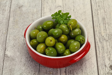 Green Campo Real olives in the bowl