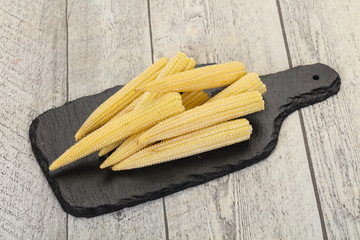 Raw baby corn