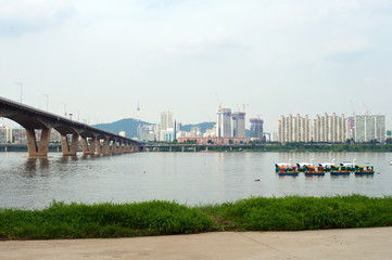 Fototapeta premium Seoul Hang Gang river in summer