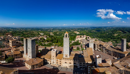 Obraz premium San Gimignano, old medieval typical Tuscan town with residential towers found therein