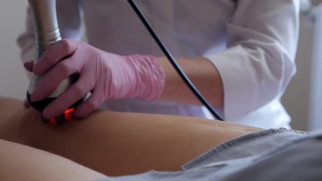 Hardware figure correction. Machine cosmetology. cellulite removal procedure Anti-cellulite program for health and weight loss