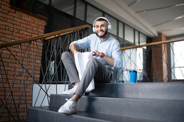 Cheerful man feeling excited before having lunch