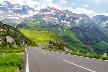 Naklejka premium Grossglockner High Alpine Road, Hochalpenstrasse, Austria