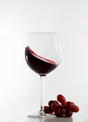 wine red white wave bar drink splash alcohol winwglass
