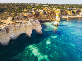 Obraz premium Beau paysage naturel de l'Algarve au Portugal