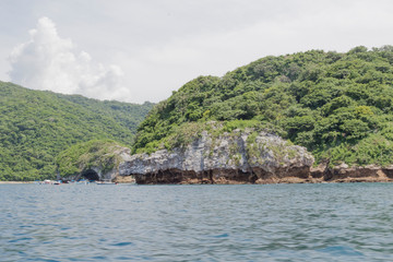 Fototapeta premium Los Arcos, Puerto Vallarta is a very popular destination for sailing and snorkeling among tourists. Puerto, Vallarta, Jalisco Mexico.