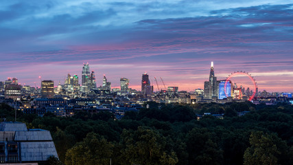 Fototapeta na wymiar London City Sunrise aerial View