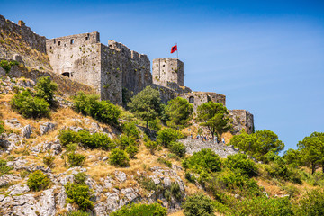 Obraz premium Rozafa Castle rises imposingly on rocky hill in Shkoder city, Albania