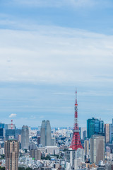 Fototapeta na wymiar 東京タワーと町並みと空
