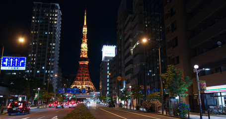 Fototapeta na wymiar Tokyo tower in the city at night