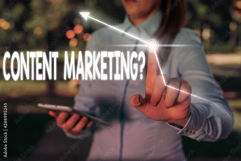 Aufkleber writing note showing content marketing question. business concept for involves creation and sharing 