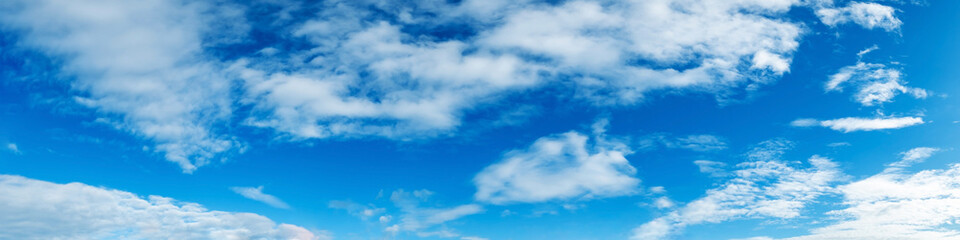Panorama sky with cloud on a sunny day. Beautiful cirrus cloud.