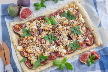 healthy home made tart with figs, herbs and cheese