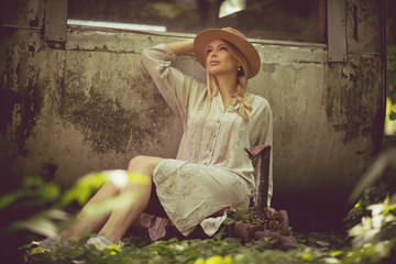 Obraz premium Lost in dreams of summer..