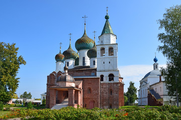Fototapeta na wymiar According to the decree of Tsar John the terrible, the Epiphany Cathedral was built on the territory of the Abrahamic monastery in 1553-1555. Author unknown. Russia, Rostov, August 2019
