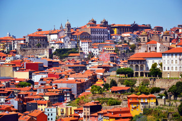 Fototapeta na wymiar Porto, Portugal - August 20th 2015 : Global view of the city center.