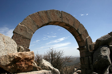 Fototapeta na wymiar Ancient ruins Konya - Bozkır - Zengibar Castle
