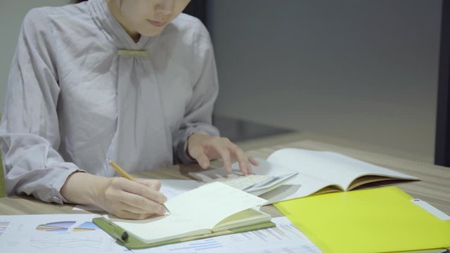Hands of women who do office work