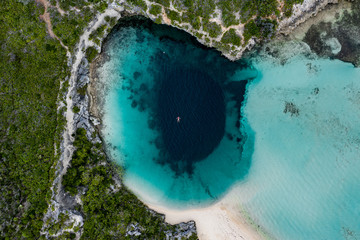 bahamas long island dean blue hole