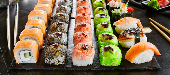 Delicious asian food, roll, sushi and gunkan set © Ryzhkov