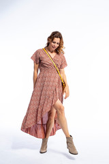 Beautyfull woman in Studio in Modern autum fashion