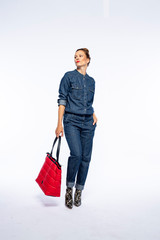 Beautyfull woman in Studio in Modern autum fashion