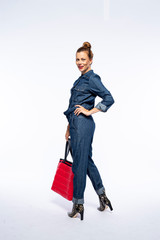 Beautyfull woman in Studio in Modern autum fashion