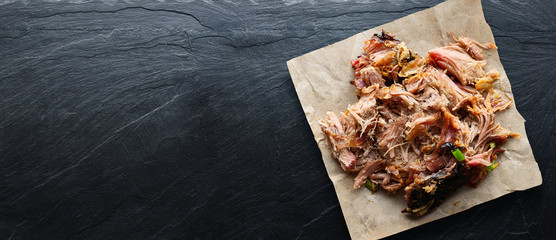 american texas bbq - smoked puilled pork in top down composition with copyspace - obrazy, fototapety, plakaty