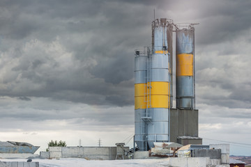 Sand destined to the manufacture of cement in a quarry