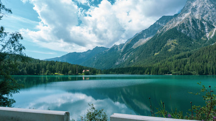 Obraz premium lake in the mountains