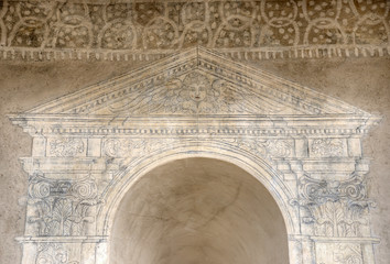 Décor peint sur l'église de Molines-en-Queyras, France