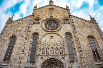 Fototapeta na wymiar Exterior view of Como Cathedral (Duomo di Como)