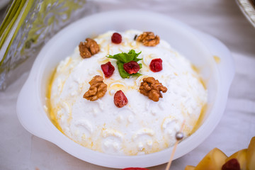 salad with cottage cheese