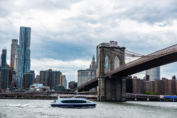 Fototapeta premium Brooklyn Bridge in Manhattan, New York City, USA