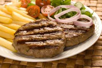 Roast beef burger with french fries