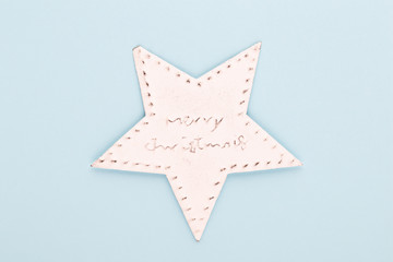 Obraz premium Christmas decor. Christmas decorations on pastel background. Flat lay, top view, copy space.