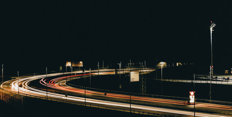 Langzeitbelichtung Schnellstra&szlig;e