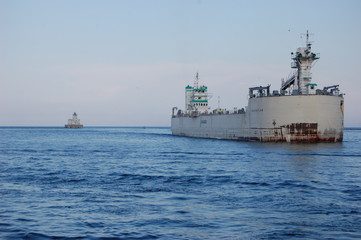 Fototapeta premium ship lighthouse