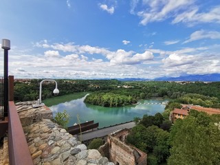 trezzo d'adda ansa del fiume e diga idroelettrica