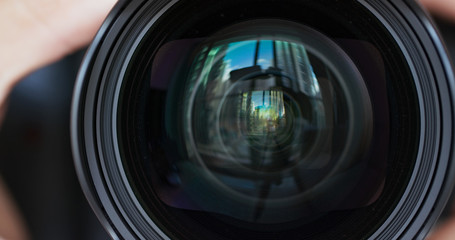 Changing the Camera lens aperture