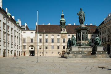 Fototapeta premium Statue of the Kaiser Franz l dressed as a Roman emperor