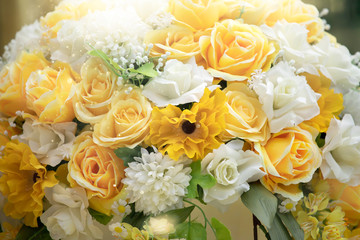 Bouquet of yellow roses, floral background