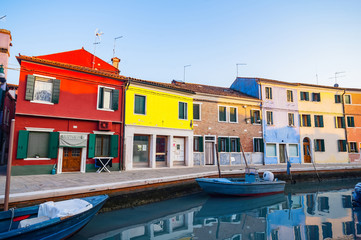 Fototapeta na wymiar Burano,Italy . famous colorful buildings